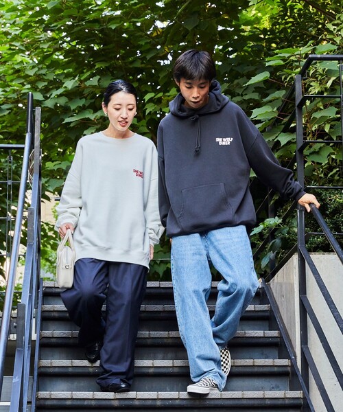 FREAK'S STORE(フリークスストア)の「限定展開 SHE WOLF DINER×FREAK'S STORE/シーウルフダイナー 別注 ビッグシルエット バックプリント クルーネックスウェット(スウェット・メンズ・グレー/ホワイト/ブラック・SMALL/MEDIUM/LARGE)」の22枚目の写真