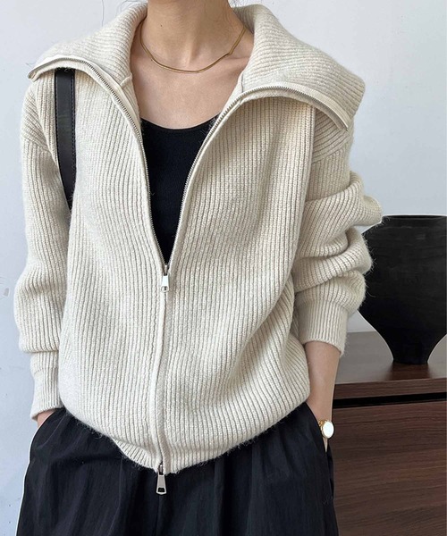 OSYAREVO(オシャレボ)の「フロントジップ リブニット トップス(ニット/セーター・レディース・ダークオリーブ/ブラウン/オフホワイト・FREE)」の2枚目の写真