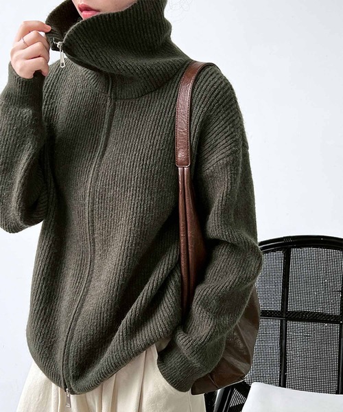 OSYAREVO(オシャレボ)の「フロントジップ リブニット トップス(ニット/セーター・レディース・ダークオリーブ/ブラウン/オフホワイト・FREE)」の1枚目の写真