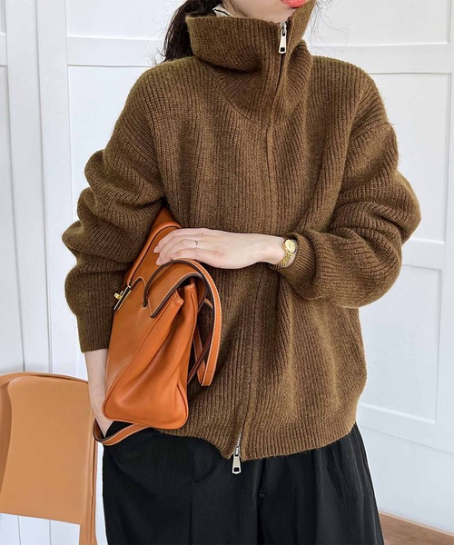 OSYAREVO(オシャレボ)の「フロントジップ リブニット トップス(ニット/セーター・レディース・ダークオリーブ/ブラウン/オフホワイト・FREE)」の15枚目の写真