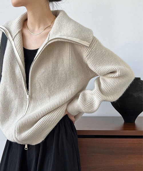 OSYAREVO(オシャレボ)の「フロントジップ リブニット トップス(ニット/セーター・レディース・ダークオリーブ/ブラウン/オフホワイト・FREE)」の7枚目の写真