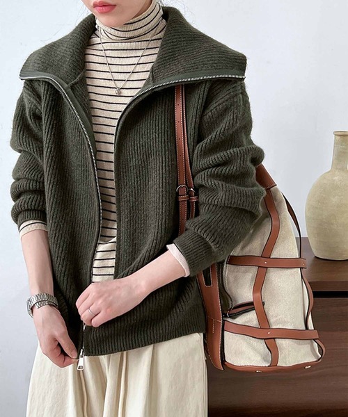 OSYAREVO(オシャレボ)の「フロントジップ リブニット トップス(ニット/セーター・レディース・ダークオリーブ/ブラウン/オフホワイト・FREE)」の18枚目の写真