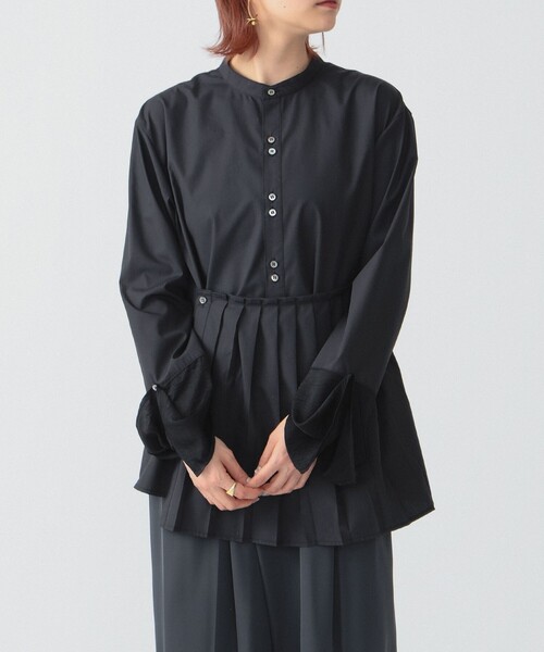 Ray BEAMS（レイビームス）の「RBS / プリーツ ラップ シャツ（シャツ/ブラウス・レディース・ホワイト/ブラック・ONE SIZE）」の2枚目の写真