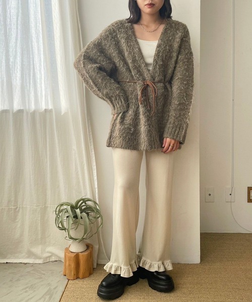 LOWRYS FARM（ローリーズファーム）の「スソフリルベロアパンツ 971219（その他パンツ・レディース・ブラック/ホワイト/ブルー・FREE）」の4枚目の写真