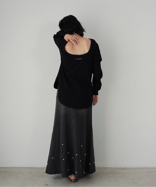 Cla STEllaR(クラステラ)の「バックオープン ロング Tシャツ 長袖 カットソー ワッフル ロゴ ワンポイント 刺繍(Tシャツ/カットソー・レディース・ブラック/ホワイト・FREE)」の14枚目の写真