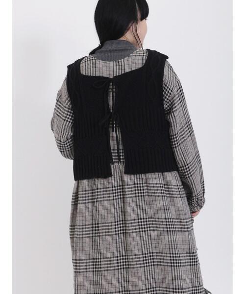 Samansa Mos2(サマンサ モスモス)の「柄編み2WAYニットビスチェ(ベスト・レディース・オフホワイト/ブラック/ベージュ・F)」の14枚目の写真