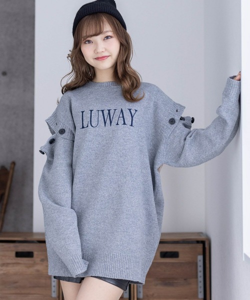 clear(クリア)の「長袖スリット刺繍オーバーサイズニットトップス≪2024SS新作≫(ニット/セーター・レディース・杢グレー/グレイッシュベージュ/アイボリー・F)」の3枚目の写真