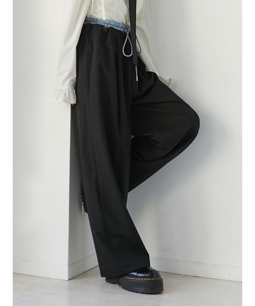 jouetie(ジュエティ)の「バイカラーダブルウエストタックパンツ(その他パンツ・レディース・ピンク/グレー/ブラック・MEDIUM)」の2枚目の写真