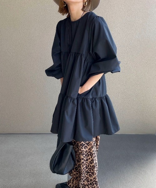 feepur by saya（フェピュールバイサヤ）の「マルチウェイティアードチュニック（シャツ/ブラウス・レディース・オフホワイト/ベージュ/ブラック・MEDIUM）」の17枚目の写真