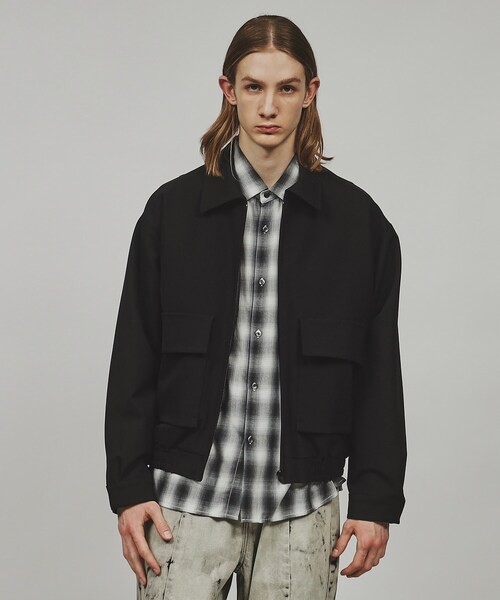 tk.TAKEO KIKUCHI（ティーケータケオキクチ）の「◆ダブルポケットショートブルゾン（ブルゾン・メンズ・ブラック/ベージュ・02/03）」の3枚目の写真