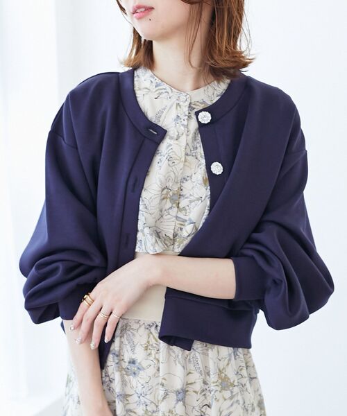 MAJESTIC LEGON（マジェスティックレゴン）の「ビジューボタンカットカーディガン（スウェット・レディース・ネイビー/ピンクベージュ/オフホワイト・MEDIUM）」の17枚目の写真