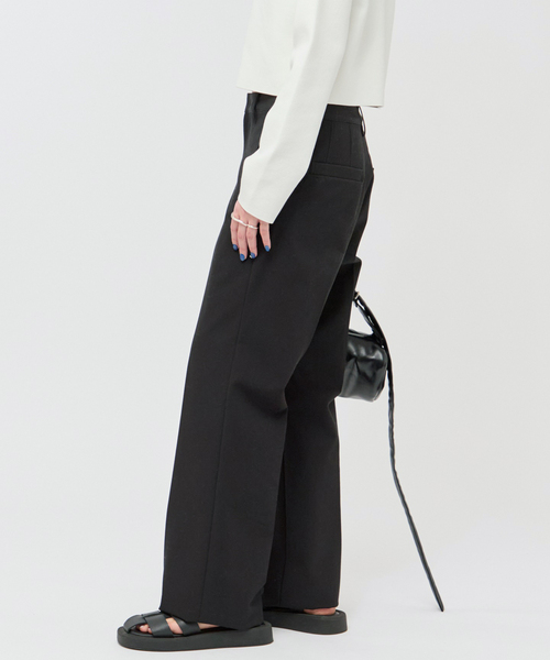 AP STUDIO(エーピーストゥディオ)の「シリコンディップツイルパンツ(スラックス・レディース・ブラック/ベージュ・40/38/36)」の8枚目の写真