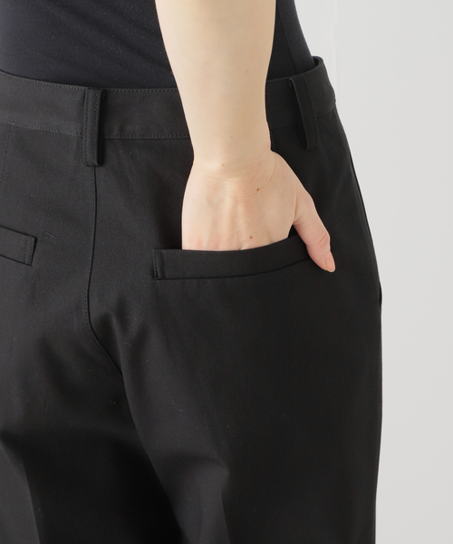 AP STUDIO(エーピーストゥディオ)の「シリコンディップツイルパンツ(スラックス・レディース・ブラック/ベージュ・40/38/36)」の19枚目の写真