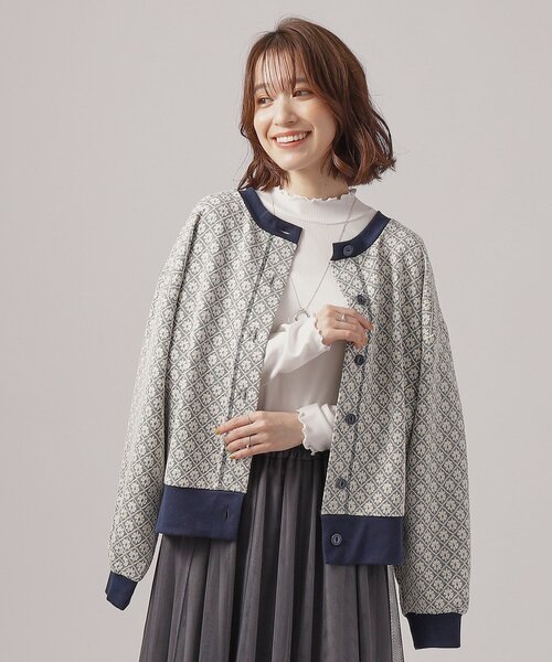 Cutie Blonde（キューティーブロンド）の「◆【前後2WAY】花柄ジャカードカーディガン（カーディガン/ボレロ・レディース・ピンク系9/ネイビー系5/グレー系4・04/03/02）」の2枚目の写真