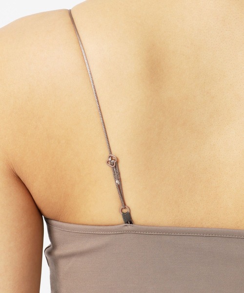 BABYLONE（バビロン）の「パット付きVネックキャミ（キャミソール・レディース・ブラック/オフホワイト/サンドグレー・フリー）」の9枚目の写真