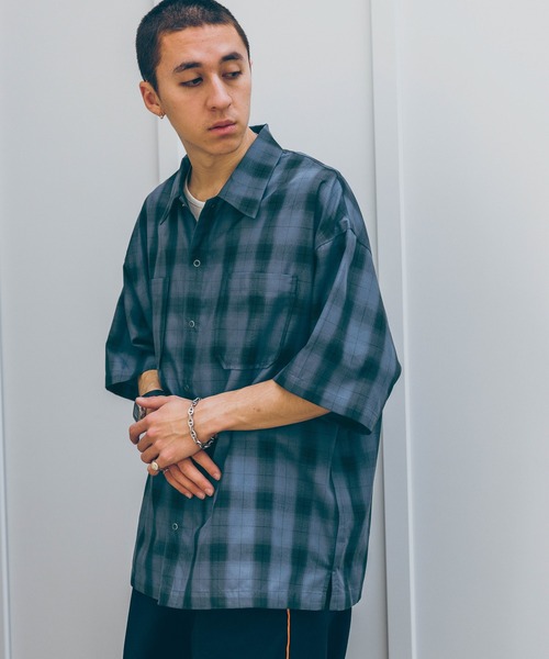 RAGEBLUE(レイジブルー)の「OMBRE CHECK BIG SHIRTS / オンブレチェック/ルーズシャツ(シャツ/ブラウス・メンズ・グリーン/ブラック/イエロー/ブルー・MEDIUM/LARGE)」の5枚目の写真