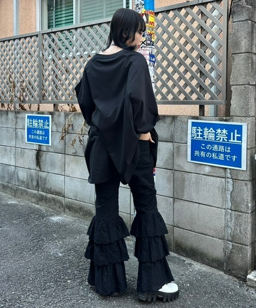 Candy Stripper(キャンディストリッパー)の「HAPPY FRIENDS OVER SIZE RAGLAN トップス(Tシャツ/カットソー・レディース・ライトベージュ/グリーン/ブラック・2)」の8枚目の写真