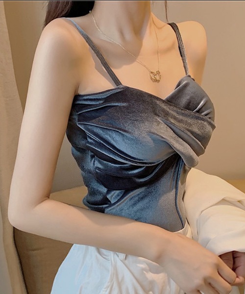 フード付き ブラック ベルベット キャミソール bellemaison_1042554-001