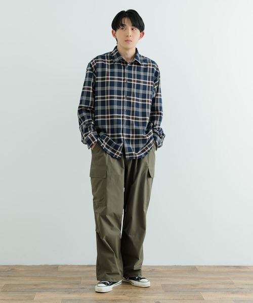 ITEMS URBANRESEARCH（アイテムズ アーバンリサーチ）の「ウエストイージー ポリカーゴパンツ（その他パンツ・メンズ・カーキ/グレー系その他/アイボリー/ブラック・MEDIUM/LARGE）」の10枚目の写真