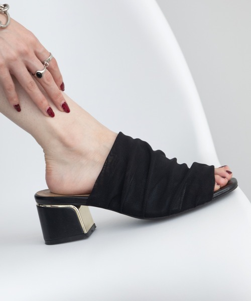 VACANCY（ヴァカンシー）の「ドレープチュールシアーサンダル（サンダル・レディース・ブラック/シルバー・MEDIUM/X-LARGE/LARGE）」の16枚目の写真