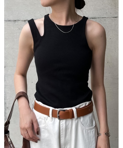 Re:EDIT（リエディ）の「カップ付きアシメデザインタンク（タンクトップ・レディース・テラコッタ/ホワイト/ブラック・LARGE/MEDIUM）」の22枚目の写真