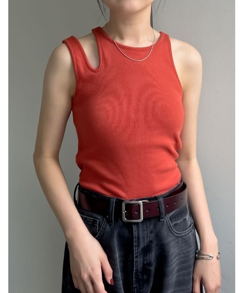 Re:EDIT（リエディ）の「カップ付きアシメデザインタンク（タンクトップ・レディース・テラコッタ/ホワイト/ブラック・LARGE/MEDIUM）」の14枚目の写真