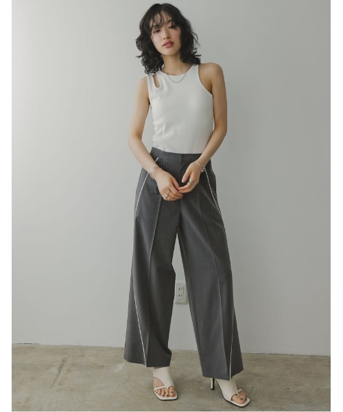 Re:EDIT（リエディ）の「カップ付きアシメデザインタンク（タンクトップ・レディース・テラコッタ/ホワイト/ブラック・LARGE/MEDIUM）」の11枚目の写真