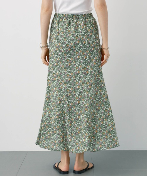 saloon（サルーン）の「SALOON(サルーン)/フルーツ柄スカート【手洗い可】ロング丈（スカート・レディース・ホワイト/ネイビー・FREE）」の11枚目の写真