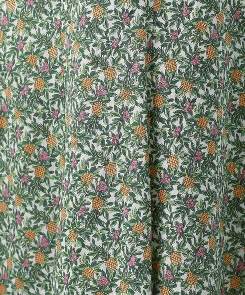 saloon（サルーン）の「SALOON(サルーン)/フルーツ柄スカート【手洗い可】ロング丈（スカート・レディース・ホワイト/ネイビー・FREE）」の3枚目の写真