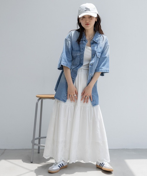 RAGEBLUE（レイジブルー）の「ダメージオーバーデニムシャツ（シャツ/ブラウス・レディース・ブルー/グレー・FREE）」の4枚目の写真