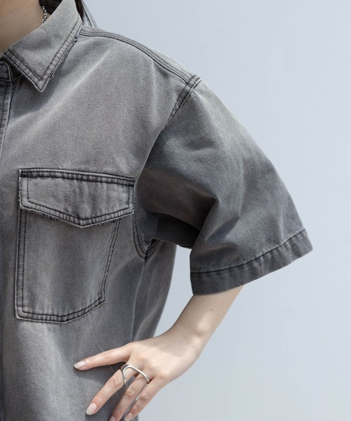 RAGEBLUE（レイジブルー）の「ダメージオーバーデニムシャツ（シャツ/ブラウス・レディース・ブルー/グレー・FREE）」の13枚目の写真