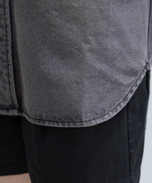 RAGEBLUE（レイジブルー）の「ダメージオーバーデニムシャツ（シャツ/ブラウス・レディース・ブルー/グレー・FREE）」の14枚目の写真