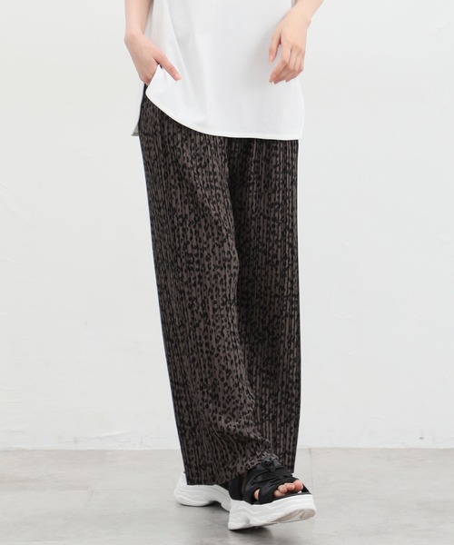 Honeys(ハニーズ)の「プリーツパンツ(その他パンツ・レディース・ブラック/ホワイト系その他/グリーン/グレー系/ブラウン/ライトベージュ・M/L/LL)」の10枚目の写真