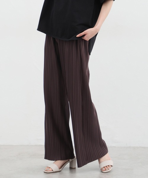 Honeys(ハニーズ)の「プリーツパンツ(その他パンツ・レディース・ブラック/ホワイト系その他/グリーン/グレー系/ブラウン/ライトベージュ・M/L/LL)」の12枚目の写真