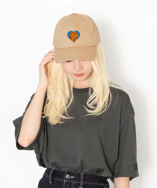 PUNYUS（プニュズ）の「恋愛しようぜ若者キャップ（キャップ・レディース・パープル/ベージュ/ブラック/ピンク・FREE）」の19枚目の写真