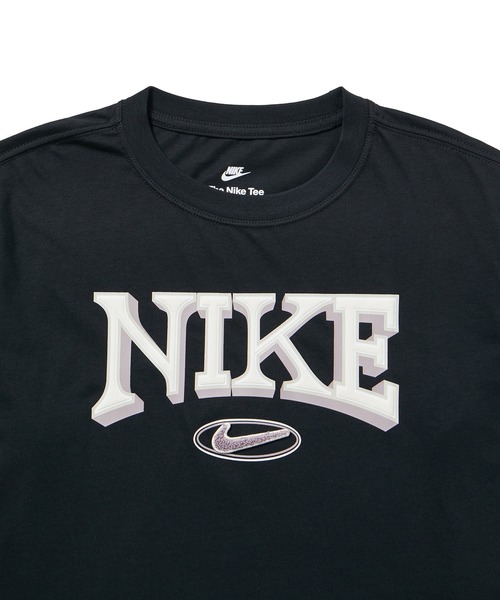 NIKE（ナイキ）の「【NIKE】ナイキ NSW OC VARZITY Tシャツ ウィメンズ（Tシャツ/カットソー・レディース・ブラック/ネイビー・S/M/L）」の16枚目の写真