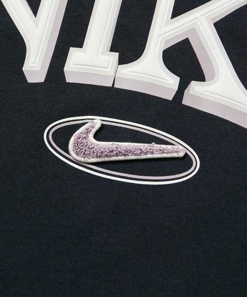 NIKE（ナイキ）の「【NIKE】ナイキ NSW OC VARZITY Tシャツ ウィメンズ（Tシャツ/カットソー・レディース・ブラック/ネイビー・S/M/L）」の20枚目の写真