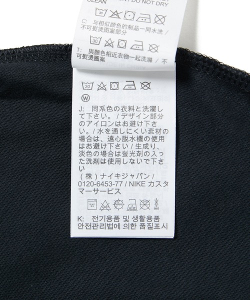 NIKE（ナイキ）の「【NIKE】ナイキ NSW OC VARZITY Tシャツ ウィメンズ（Tシャツ/カットソー・レディース・ブラック/ネイビー・S/M/L）」の22枚目の写真
