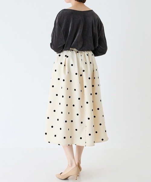 INCEDE(インシード)の「ツイルクロスフロッキーフレアスカート(スカート・レディース・ホワイト×ブラック/ブラック×ブラック/ブラック系その他・L/LL/3L/4L/M)」の22枚目の写真