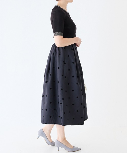 INCEDE(インシード)の「ツイルクロスフロッキーフレアスカート(スカート・レディース・ホワイト×ブラック/ブラック×ブラック/ブラック系その他・L/LL/3L/4L/M)」の11枚目の写真