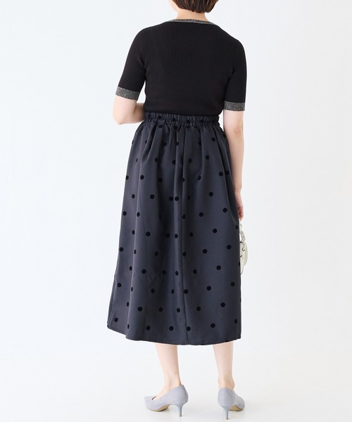 INCEDE(インシード)の「ツイルクロスフロッキーフレアスカート(スカート・レディース・ホワイト×ブラック/ブラック×ブラック/ブラック系その他・L/LL/3L/4L/M)」の12枚目の写真