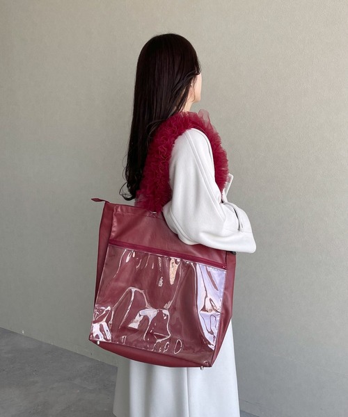 mysty woman(ミスティウーマン)の「【WEB限定/普段使いやマザーズバッグにも!】大容量!!推し活チュールマルチトートBAG 146673(トートバッグ・レディース・ブルー/オフホワイト/ブラック/ピンク/グリーン/レッド/イエロー・FREE)」の10枚目の写真