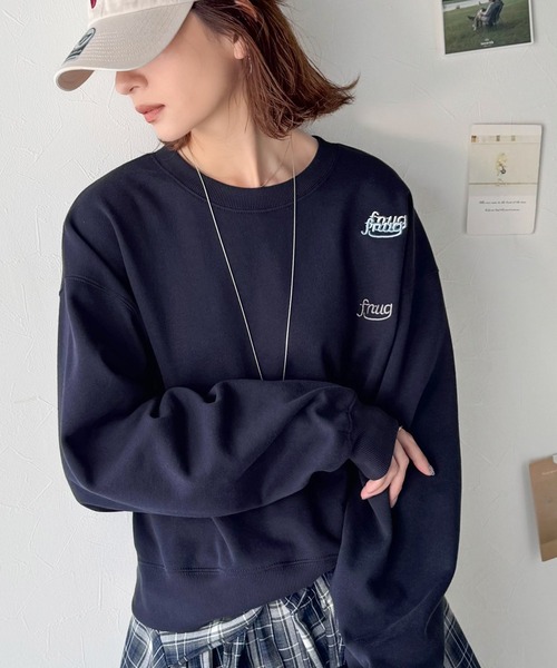 Java（ジャバ）の「《JaVaジャバコラボ》着るだけで今っぽさ叶う。 ランダム 刺繍 クロップド丈 裏起毛 スウェット（スウェット・レディース・杢グレー/ピンク系/チャコール/オートミール/ネイビー・LARGE/MEDIUM/SMALL/X-LARGE）」の17枚目の写真