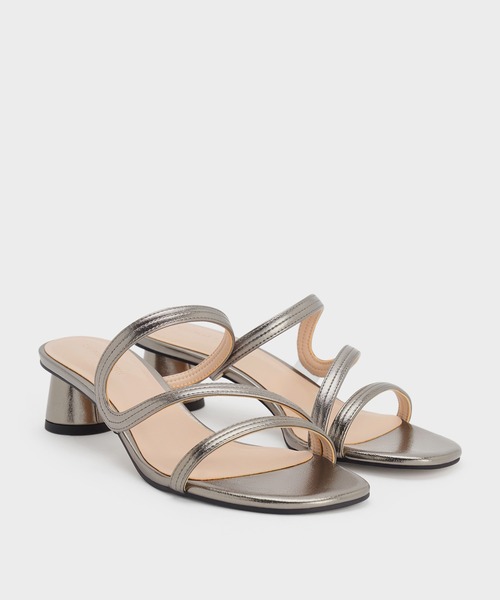 CHARLES & KEITH（チャールズ & キース）の「Arden アーデン ウェービーストラップミュール（サンダル・レディース・オフホワイト/ブラック/シルバー系その他・24.5cm/23.5cm/23cm/22.5cm/25cm/25.5cm）」の9枚目の写真