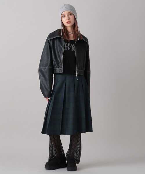 FOREVER 21(フォーエバー トゥエンティーワン)の「【2024FW】アソートフレアレギンス(その他パンツ・レディース・ブラック/カーキ・SMALL/MEDIUM)」の9枚目の写真