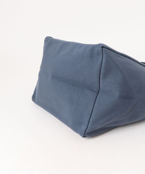 ORCIVAL(オーシバル)の「TOTE BAG SMALL トート バック スモール(トートバッグ・レディース・レッド/チャコール/ブラック/ライトブラウン/グレイッシュブルー/ブルー系/オレンジ/グレー系・ONE SIZE)」の10枚目の写真