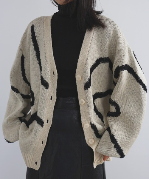 LIAN（リアン）の「ラインジャガードカーディガン（カーディガン/ボレロ・レディース・アイボリー/ブラック/グレー・FREE）」の18枚目の写真