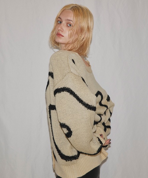 LIAN（リアン）の「ラインジャガードカーディガン（カーディガン/ボレロ・レディース・アイボリー/ブラック/グレー・FREE）」の12枚目の写真