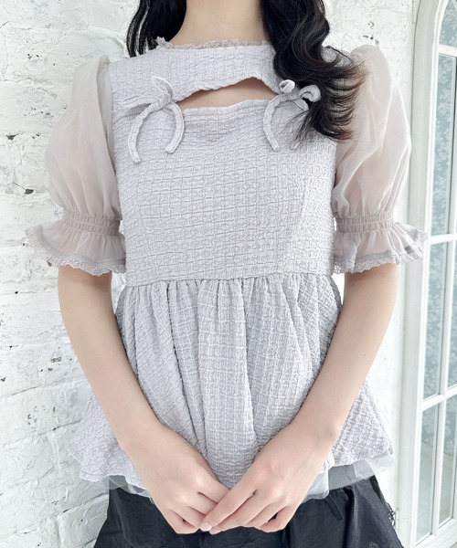 couture BY ROJITA（クチュールバイロジータ）の「オープンリボンペプラムトップス（Tシャツ/カットソー・レディース・ホワイト/ブラック/グレー・FREE）」の12枚目の写真