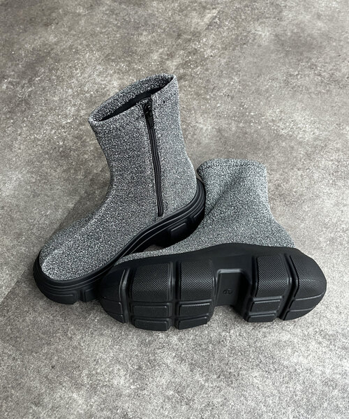 CPCM(シーピーシーエム)の「アソート厚底ソールブーツ(ブーツ・レディース・ブラック/シルバー/アイボリー・LARGE/MEDIUM)」の15枚目の写真